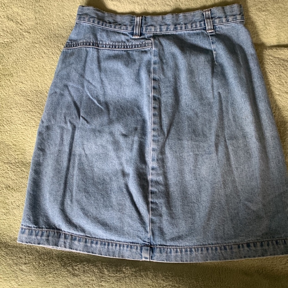Gap - Picture 2 of 3